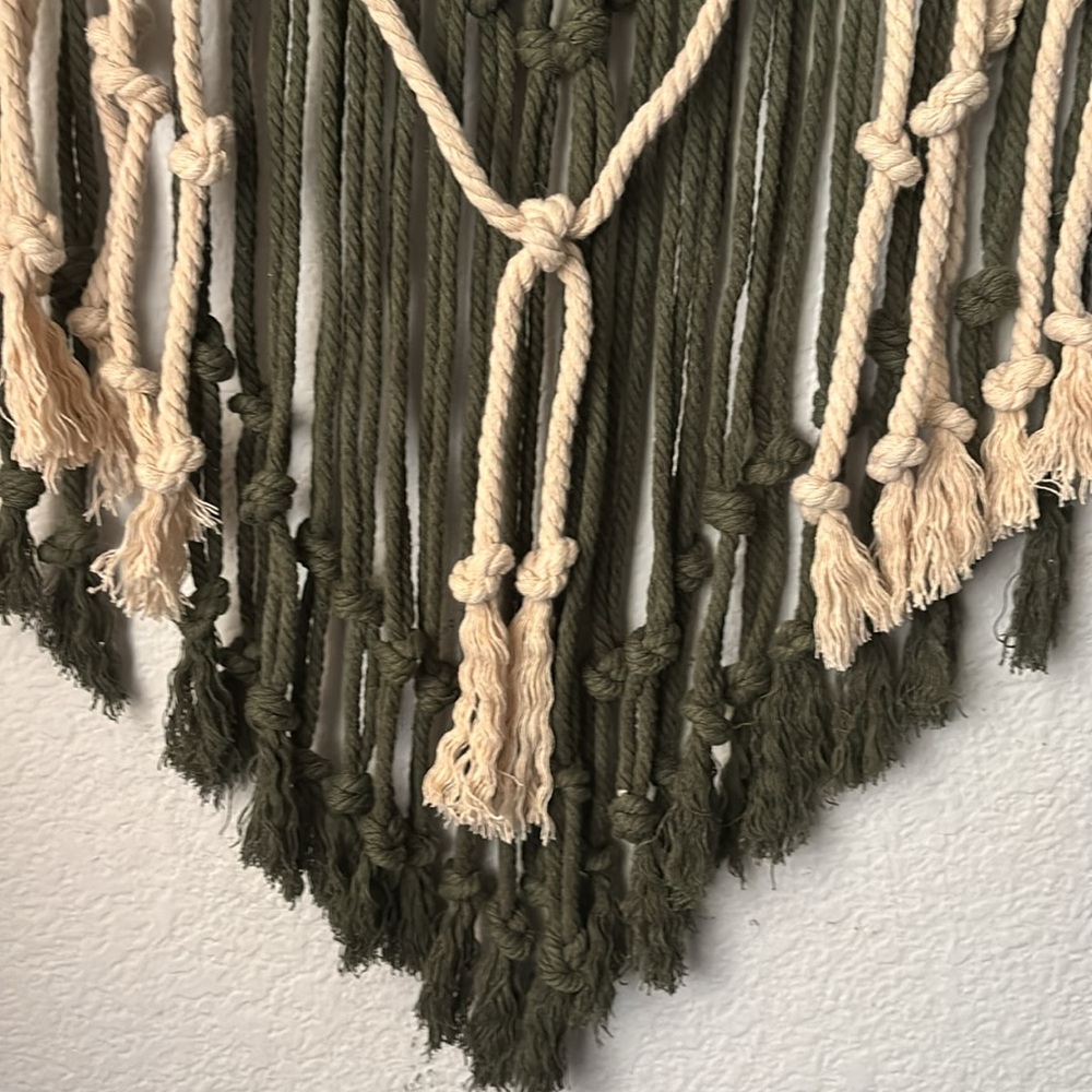 Handmadee BOHO wall hanging. - Picture 7 of 7